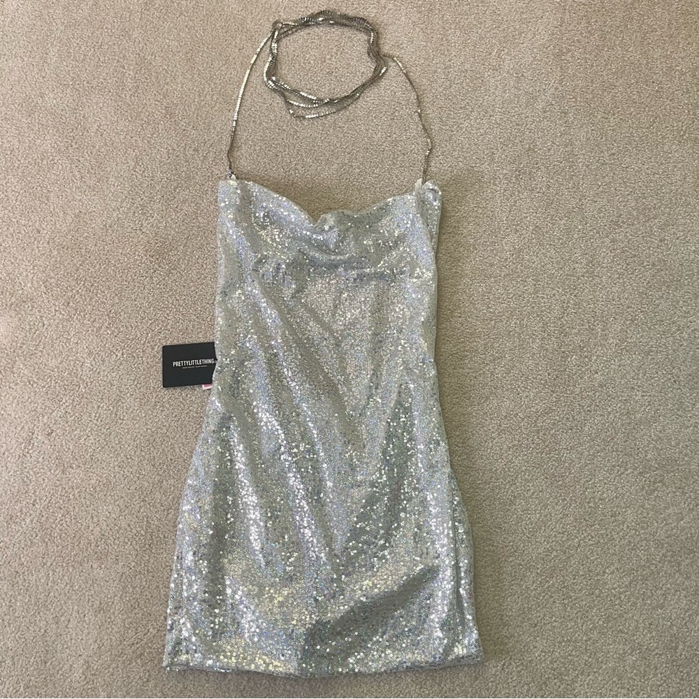 NWT pretty little thing Tarria Silver Sequin Chain Choker Mini Dress - Picture 3 of 11